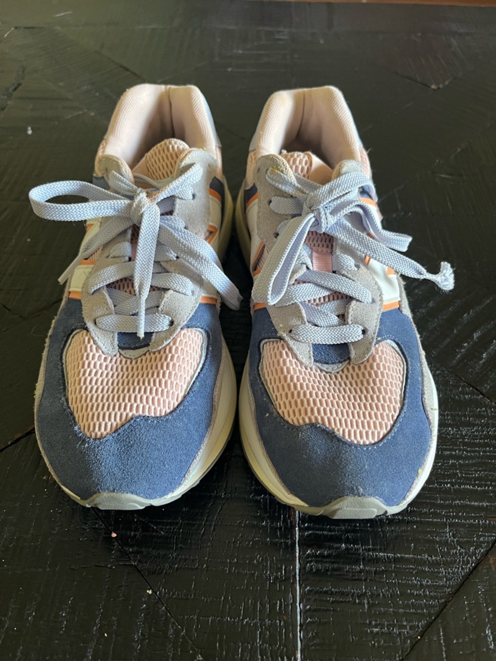 New Balance Women’s 57/40 Sneakers in Purple Haze/Night Air Size 9